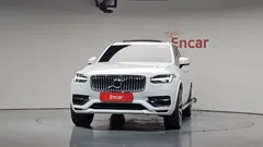 2022 Volvo XC90 T8 Ultimate Bright Hybrid — фото 3