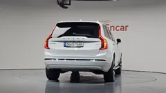 2022 Volvo XC90 T8 Ultimate Bright Hybrid — фото 4
