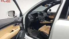 2022 Volvo XC90 T8 Ultimate Bright Hybrid — фото 10
