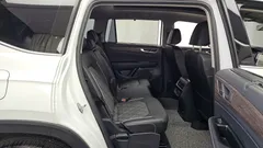 2025 Volkswagen Atlas 2.0 TSI R-LINE 7-Seater — фото 12