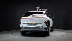 2023 Hyundai Kona Premium — фото 4