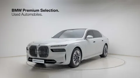 2023 BMW 7-Series 740d xDrive Design Pure Excellence