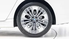 2023 BMW 7-Series 740d xDrive Design Pure Excellence — фото 5