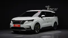 2023 Kia Carnival Diesel 9-Seater Noblesse — фото 1