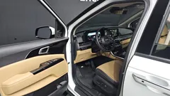 2023 Kia Carnival Diesel 9-Seater Noblesse — фото 10