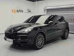 2023 Porsche Cayenne 3.0 — фото 1