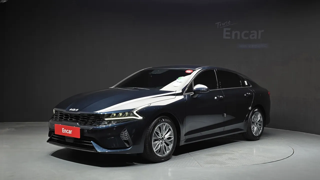 2023 Kia K5 Prestige