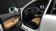2023 Volvo XC90 B6 Ultimate Bright — фото 10