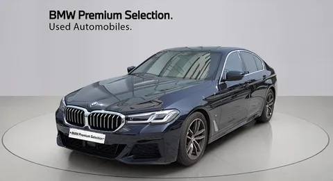 2022 BMW 5-Series 520i M Sport