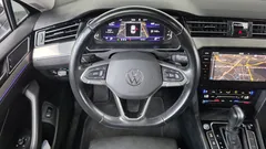 2022 Volkswagen Passat 2.0 TDI Prestige — фото 13