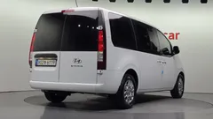 2022 Hyundai Staria Cargo 5-Seater — фото 2
