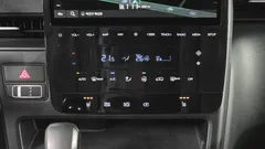 2022 Hyundai Staria Cargo 5-Seater — фото 18