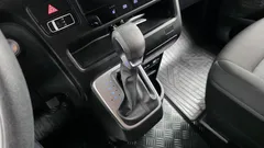 2022 Hyundai Staria Cargo 5-Seater — фото 18