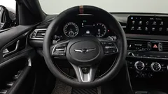 2022 Genesis G70 Gasoline 2.0T 2WD — фото 13