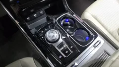 2023 Kia Carnival Diesel 7-Seater Hi-Limousine — фото 9