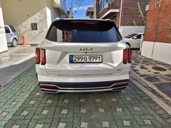 2023 Kia Sorento Gasoline 2.5T 4WD — фото 3