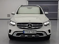 2021 Mercedes-Benz GLC-Class GLC300e 4MATIC — фото 12