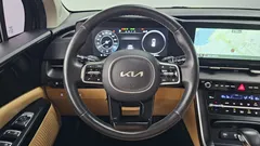 2023 Kia Carnival Diesel 9-Seater Prestige — фото 13