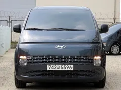 2023 Hyundai Staria Tourer 11-Seater — фото 12