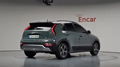 2023 Kia Niro Prestige — фото 2