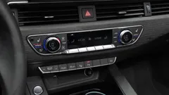 2023 Audi A4 45 TFSI Quattro Premium — фото 19