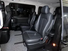 2022 Hyundai Staria Lounge 9-Seater — фото 7