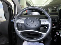 2022 Hyundai Staria Lounge 9-Seater — фото 8