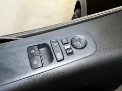 2022 Hyundai Staria Lounge 9-Seater — фото 16