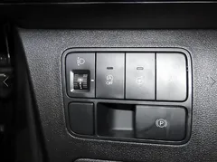 2022 Hyundai Staria Lounge 9-Seater — фото 17