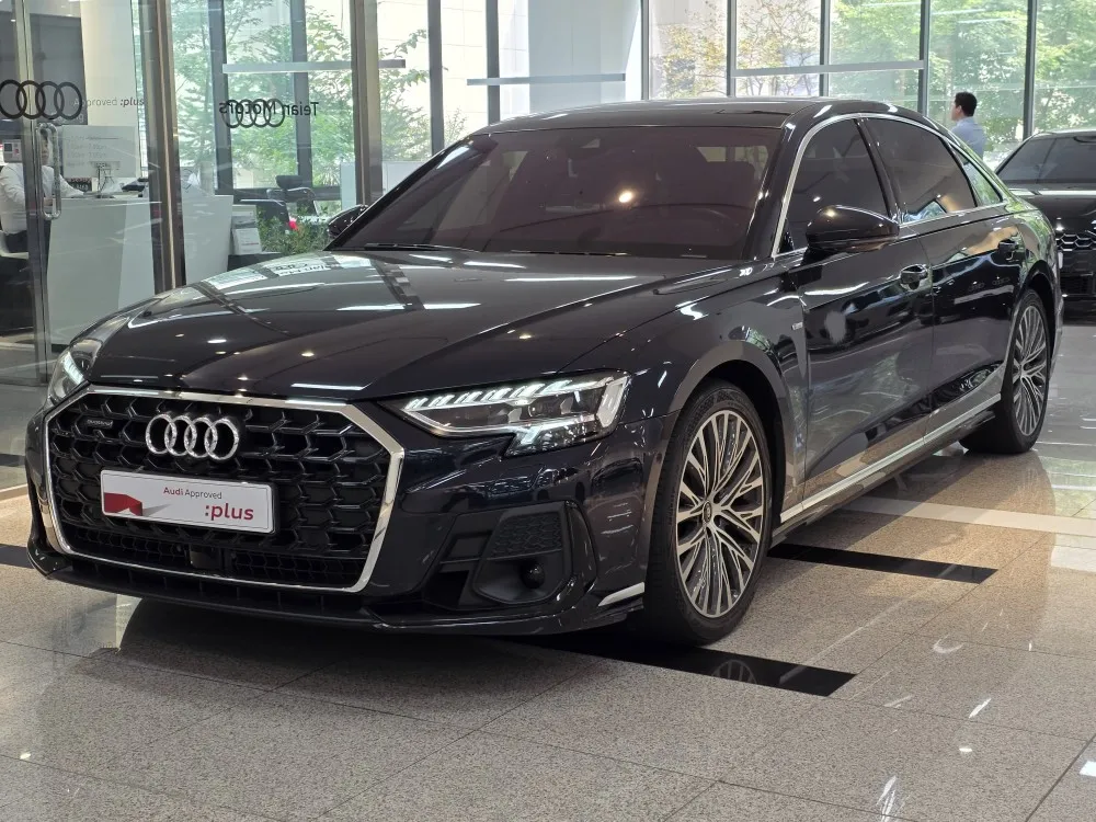 2022 Audi A8 55 TFSI Quattro Premium LWB