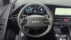 2022 Kia Niro Signature — фото 13