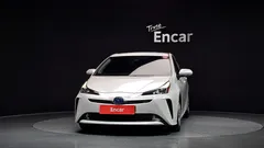 2022 Toyota Prius 1.8 — фото 3