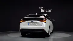 2022 Toyota Prius 1.8 — фото 4