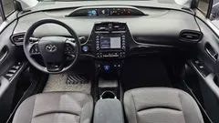 2022 Toyota Prius 1.8 — фото 7