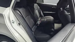 2022 Toyota Prius 1.8 — фото 11