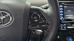 2022 Toyota Prius 1.8 — фото 17