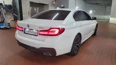 2022 BMW 5-Series 530i M Sport Package — фото 2
