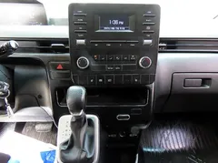 2022 Hyundai Staria Cargo 3-Seater — фото 17