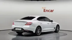2023 Genesis G70 Gasoline 2.0T 2WD — фото 2