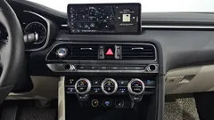 2023 Genesis G70 Gasoline 2.0T 2WD — фото 14