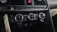 2023 Genesis G70 Gasoline 2.0T 2WD — фото 18