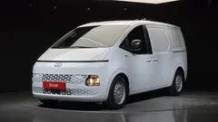 2022 Hyundai Staria Cargo 3-Seater — фото 1