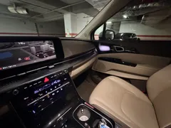2023 Kia Carnival Diesel 7-Seater Hi-Limousine — фото 9