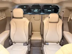 2023 Kia Carnival Diesel 7-Seater Hi-Limousine — фото 16