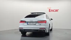 2022 Audi A6 45 TFSI Quattro Premium — фото 4
