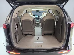 2023 Kia Carnival Diesel 9-Seater Noblesse — фото 18