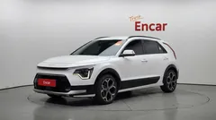 2023 Kia Niro Signature — фото 1