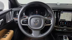 2024 Volvo V60 B5 Ultimate AWD — фото 13
