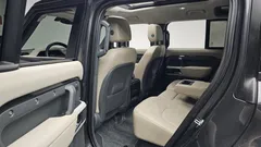 2023 Land Rover Defender 110 D250 SE — фото 16