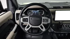 2023 Land Rover Defender 110 D250 SE — фото 17